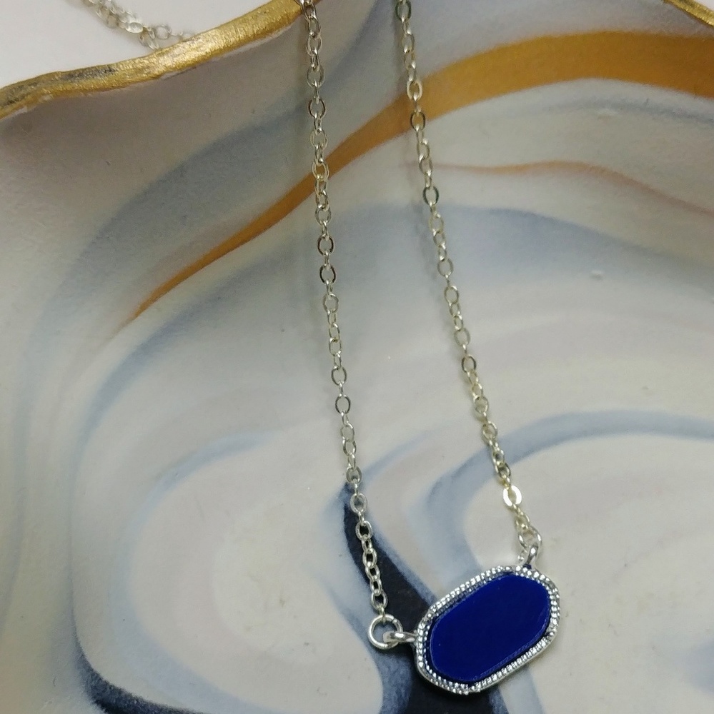 Silver and blue pendant necklace